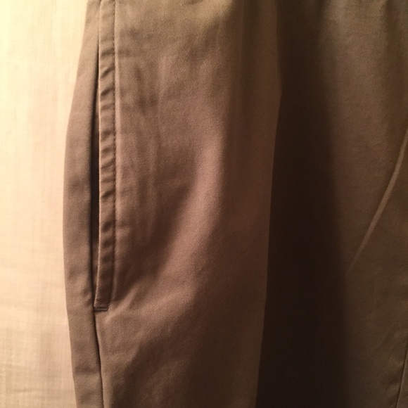 Gap skirt...grey khaki color - Picture 5 of 6